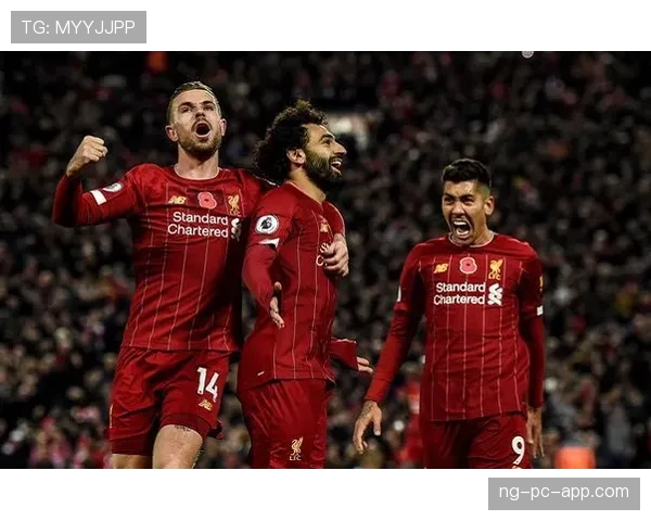 曼联重建逻辑面临短期成绩与长期体系冲突，对赛季发展走势带来双重压力