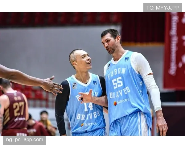 波蒂斯利用挡拆制造错位助球队在季后赛提升内线效率